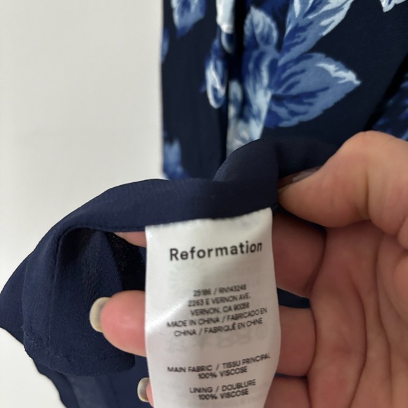Reformation Midi Juliette Dress Size 2 Navy Blue Floral - Picture 5 of 5